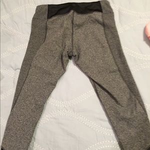 Lululemon yoga pants